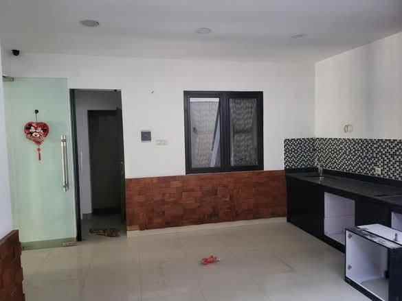 dijual rumah villa valensia pakuwon