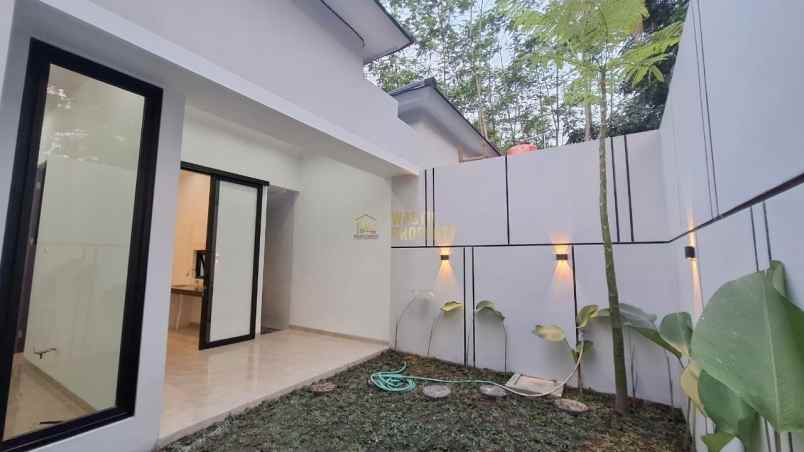 dijual rumah widodomartani kec ngemplak