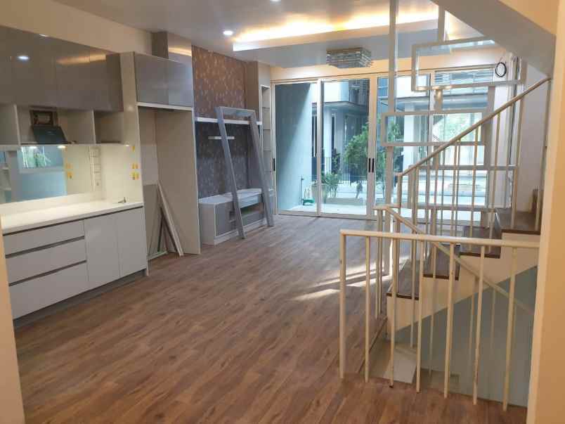 dijual rumah wisata bukit mas notredame