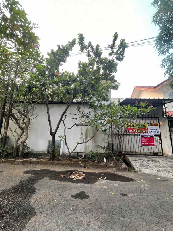 dijual tanah jalan pipit blok y duren sawit