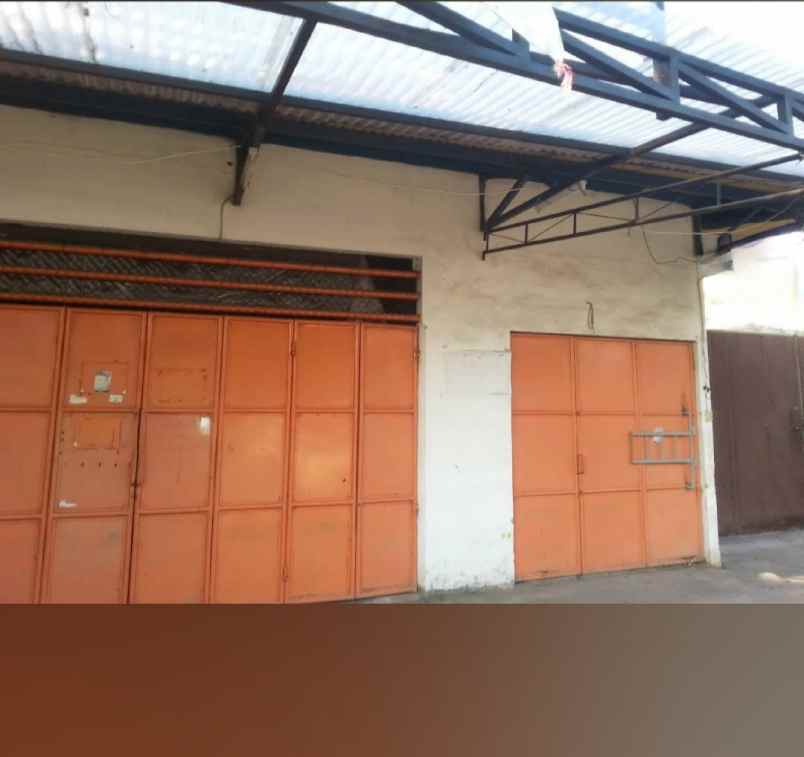 dijual tanah jalan raya wiyung