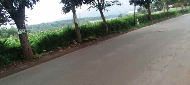 dijual tanah jl raya parakan muncang