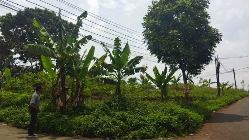 dijual tanah komplek cipageran