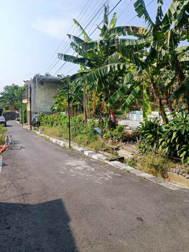 dijual tanah manyaran