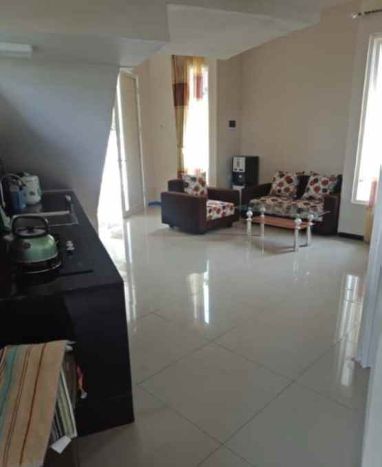 dijual villa abdul gani atas