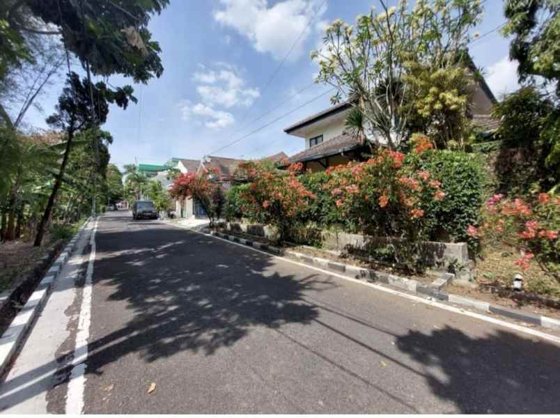 dijual villa di tlogomas malang dekat ub umm