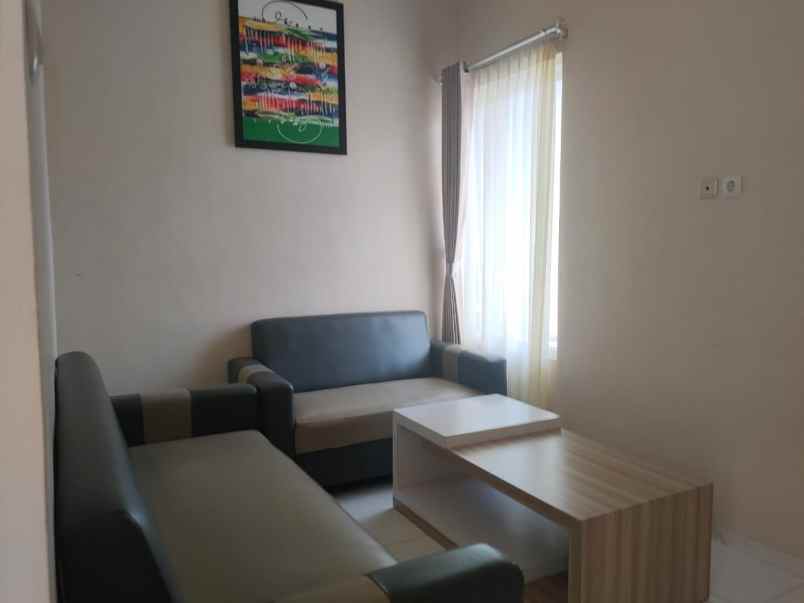 dijual villa gondorejo