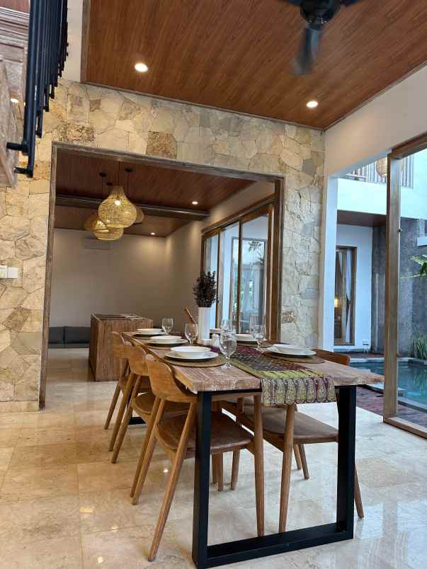 dijual villa kemenuh ubud gianyar bali