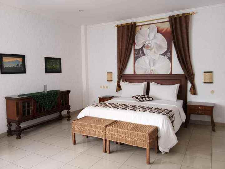 dijual villa lembang