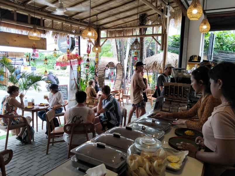 dijual warung cafe business jl nelayan canggu bali