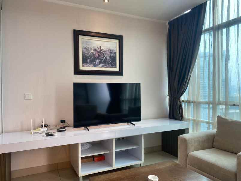 disewakan apartemen jl jenderal sudirman no 86