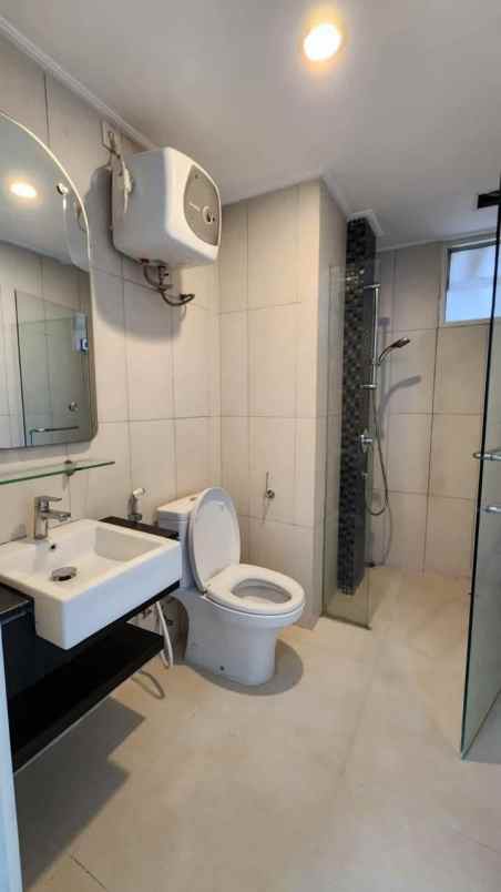 disewakan apartemen the via the vue ciputra