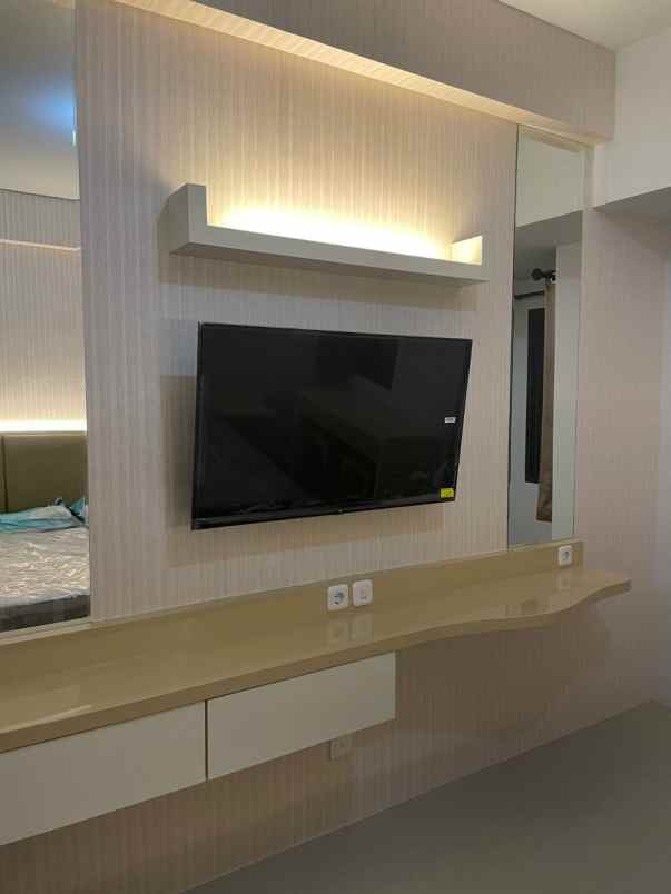 disewakan apartemen uc cornell ciputra