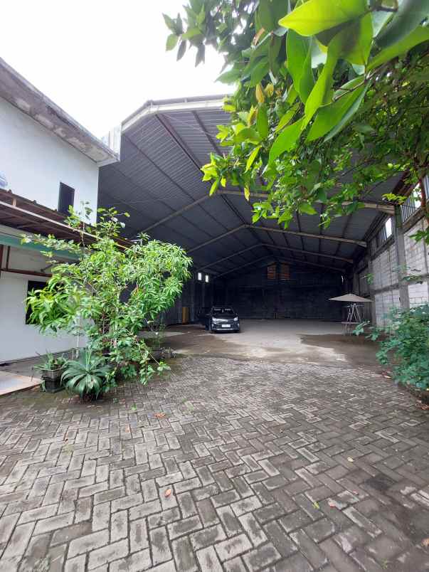 disewakan gudang gedangan 700m2