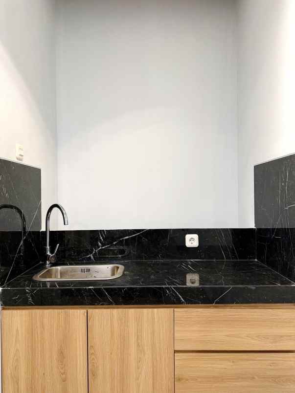 disewakan kost jalan adhiyaksa raya nomor