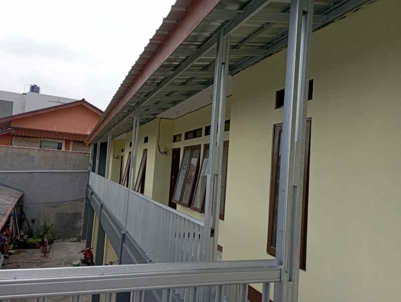 disewakan kost komplek kehutanan jl