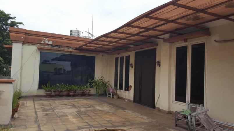 disewakan ruang usaha di jalan baru perjuangan bekasi