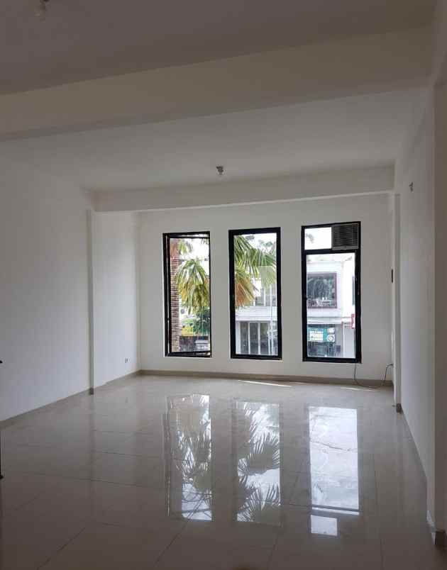 disewakan ruko gudang kantor pakuwon city