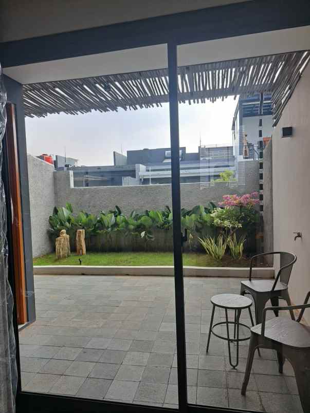 disewakan rumah area permata hijau kebayoran lama
