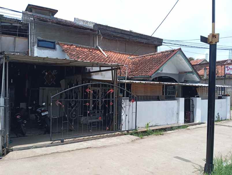 disewakan rumah cihanjuang bawah