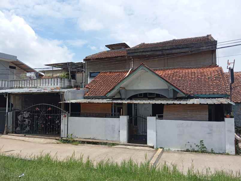 disewakan rumah cihanjuang bawah