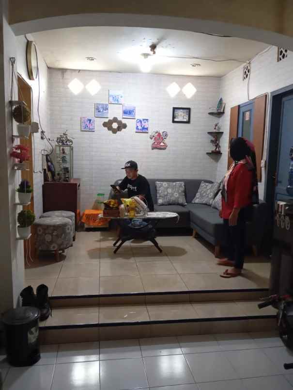 disewakan rumah cihanjuang bawah
