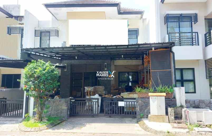 disewakan rumah di jalan utama serenity nginden