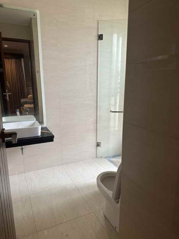 disewakan rumah jalan wedasari gatsu barat