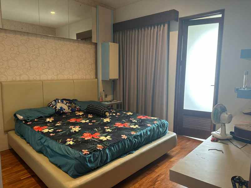 disewakan rumah jalan wedasari gatsu barat