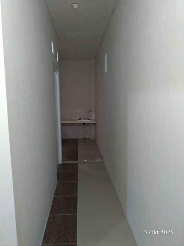 disewakan rumah jl pondok kelapa selatan