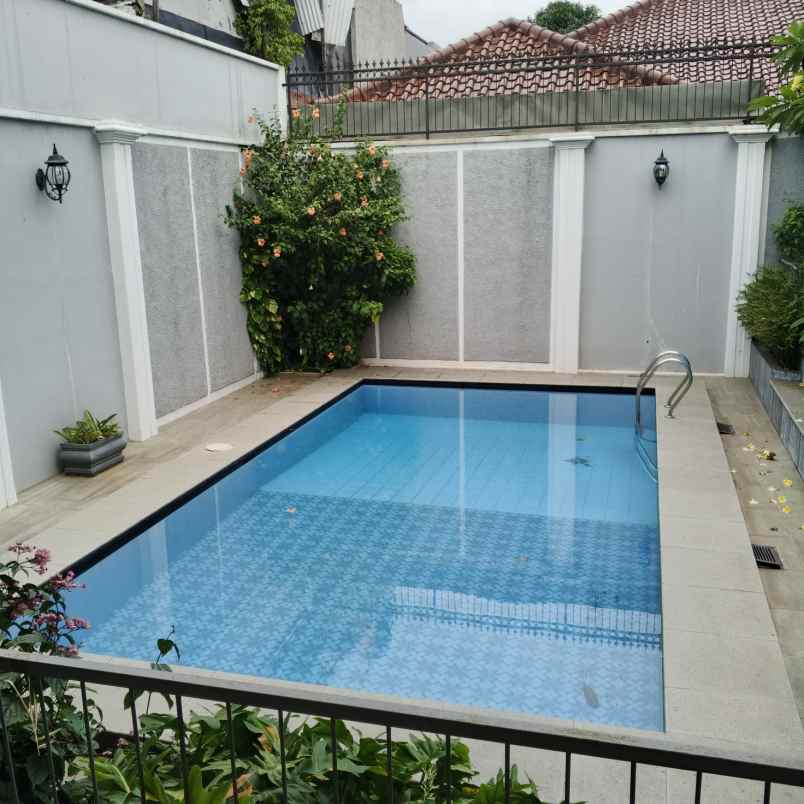 disewakan rumah kemang