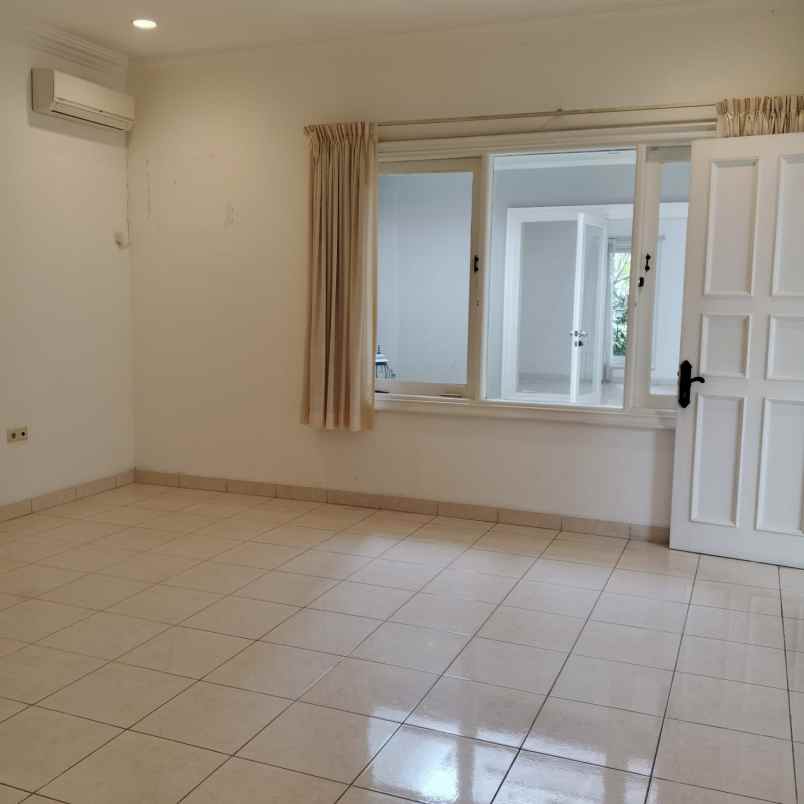 disewakan rumah kemang