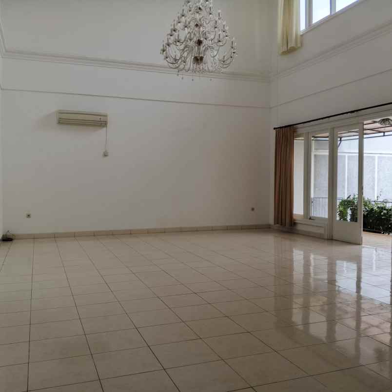 disewakan rumah kemang