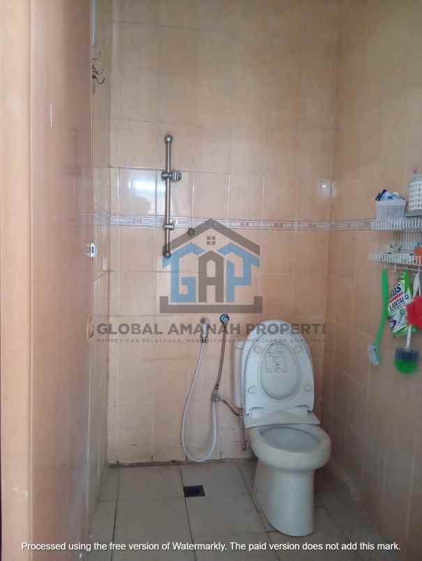disewakan rumah komplek sariwangi