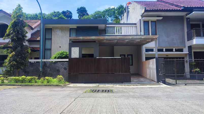 disewakan rumah komplek setraduta bandung