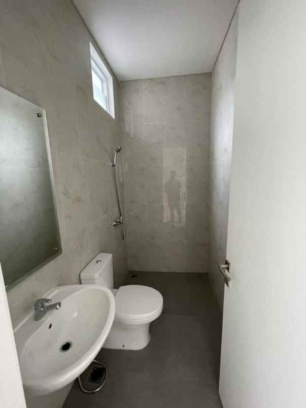 disewakan rumah lavon cluster grandura