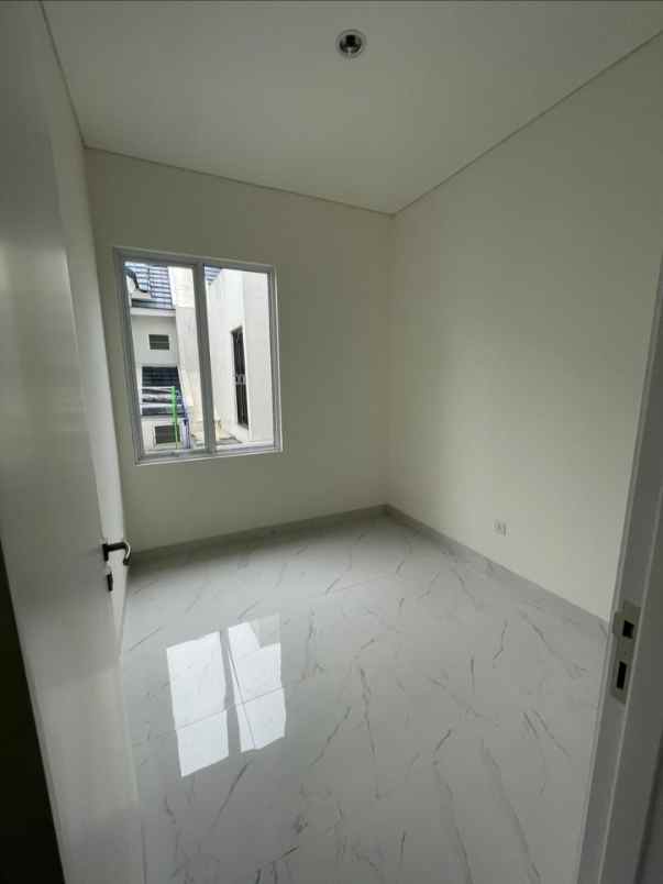 disewakan rumah lavon cluster grandura