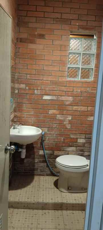 disewakan rumah sangkuriang