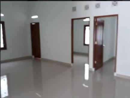 disewakan rumah strategis lt 350m amankan harga segera