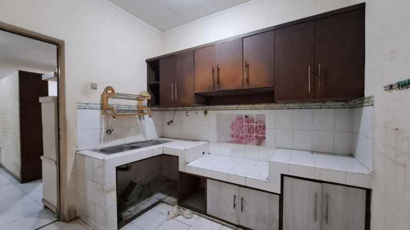 disewakan rumah taman modern