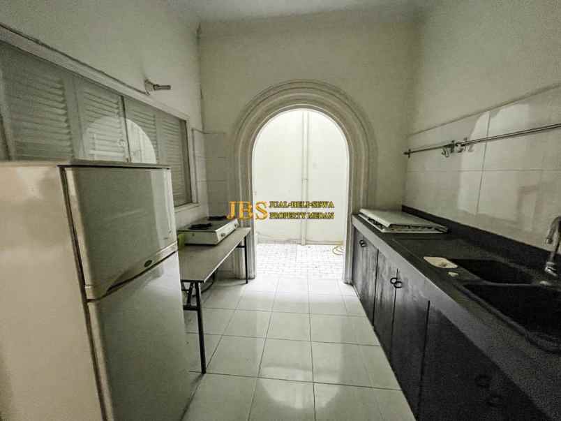 disewakan villa komplek taman malibu indah