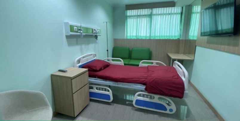 ex rumah sakit 3 lantai type c di jakarta timur