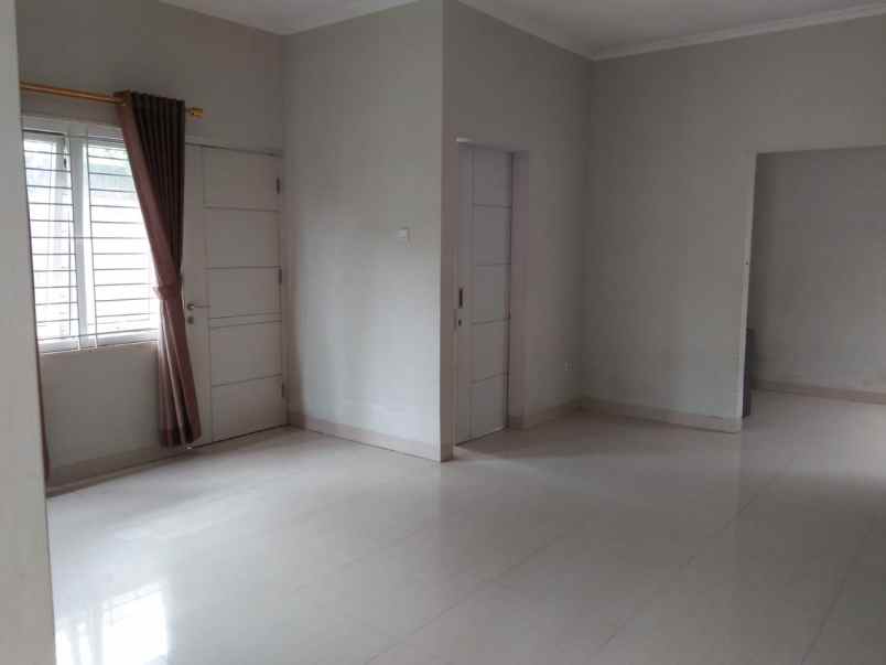 for sale rumah cibubur country hook kuldesak