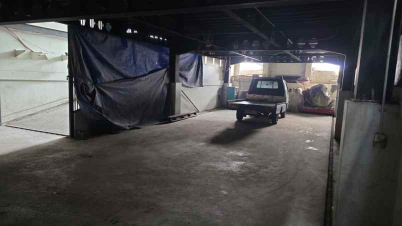 gedung komersial 3 lantai siap pakai kota bekasi