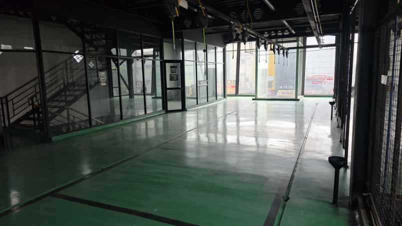 gedung komersial 3 lantai siap pakai kota bekasi