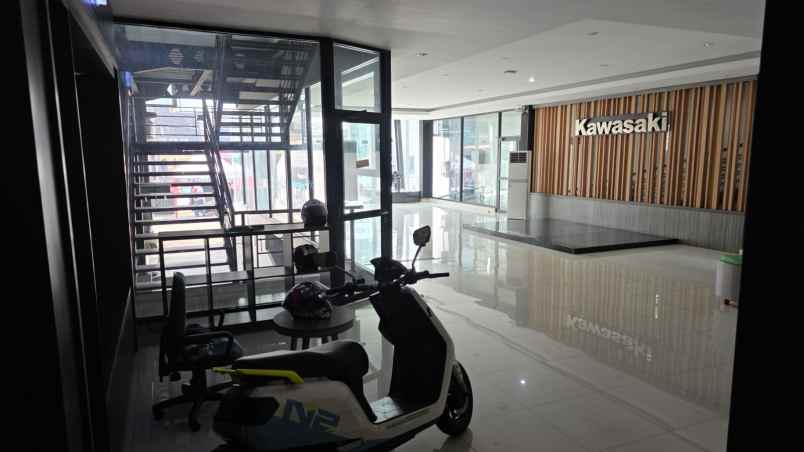 gedung komersial 3 lantai siap pakai kota bekasi