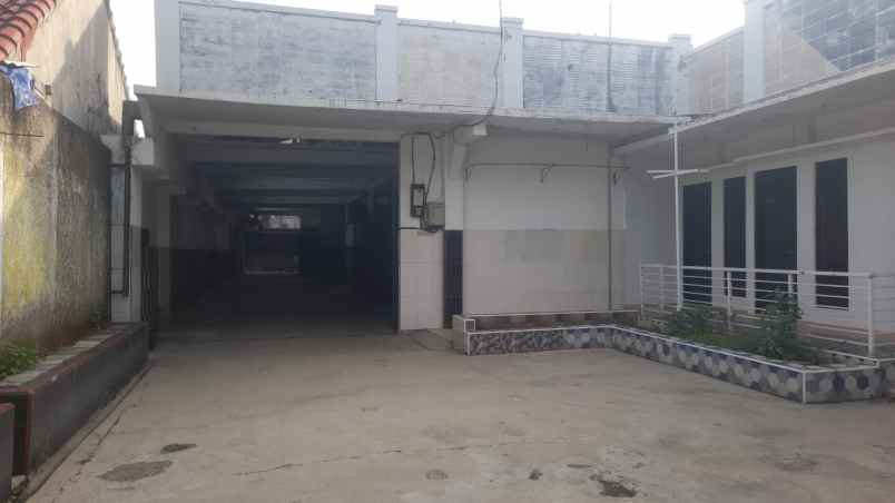 gudang 1300 m2 di mustika jaya kota bekasi