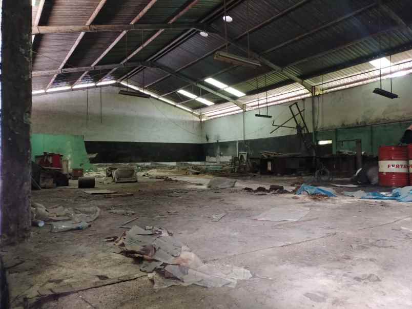 gudang luas daerah tugu semarang