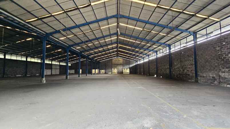 gudang siap pakai kawasan murinda cikarang bekasi