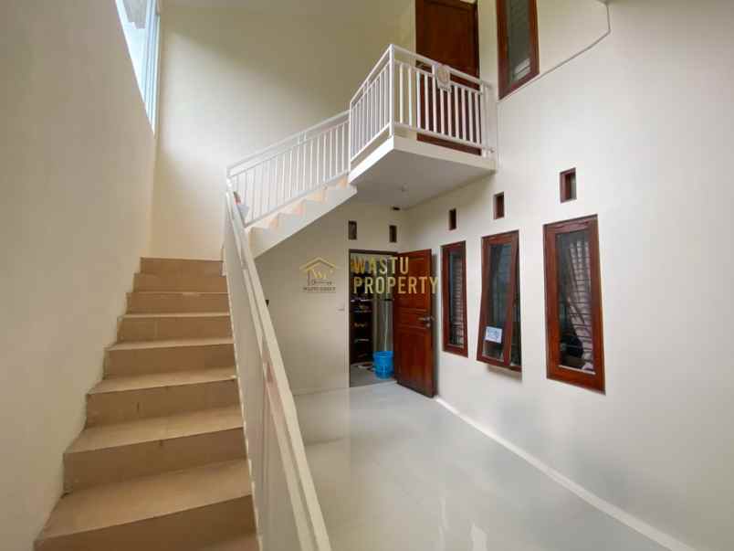 hunian strategis 2 lantai dekat jalan kaliurang km 10